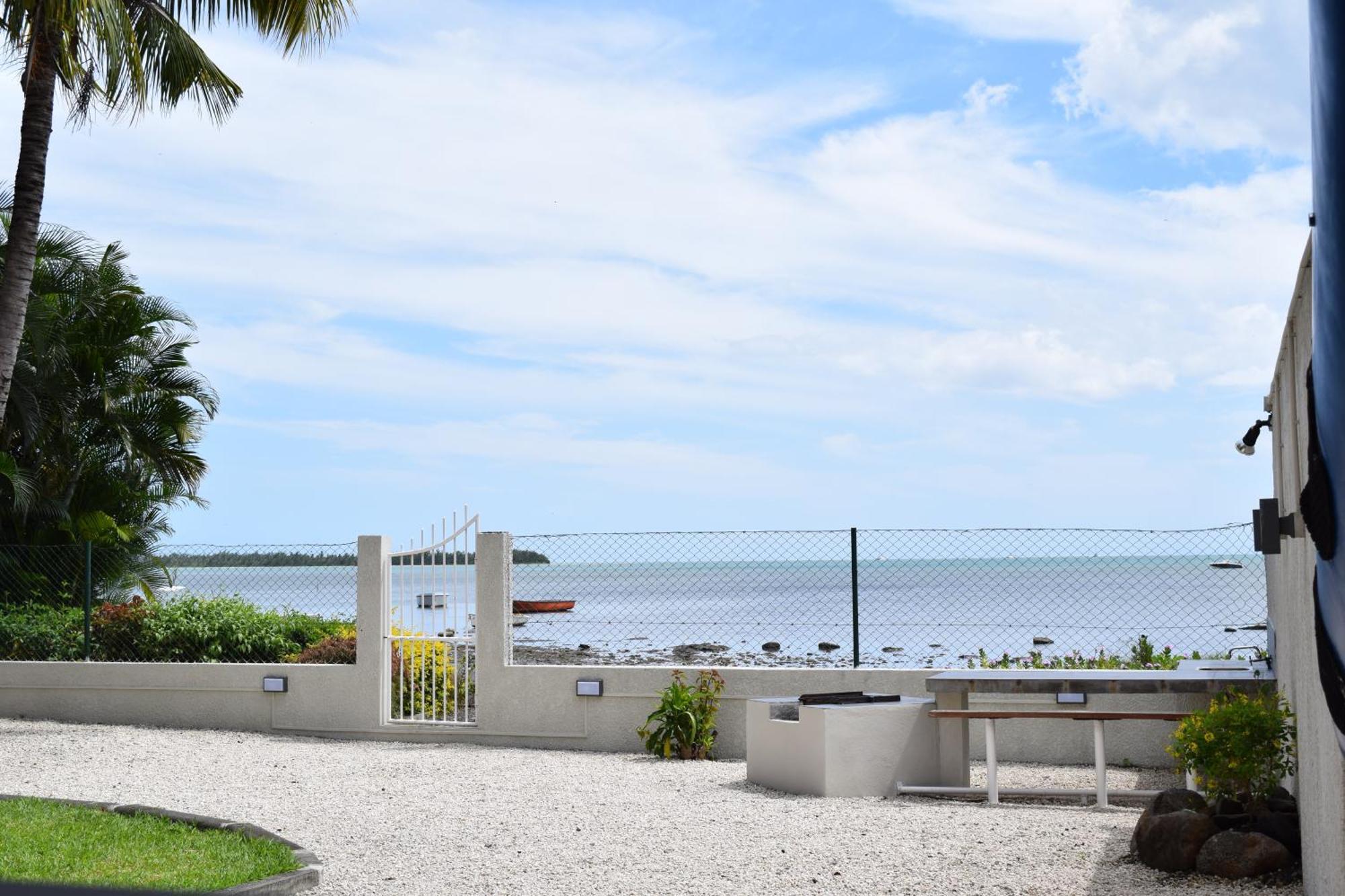 Baywatch Apartment La Gaulette Exteriör bild